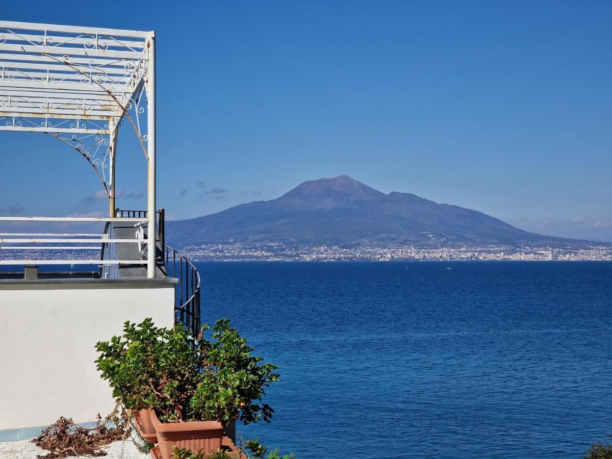 Appartement Vico Di Mare à Vico Equense Extérieur photo